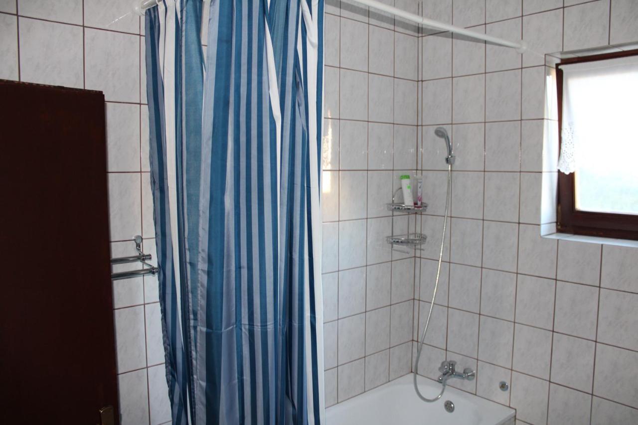Studio Apartment Ivona & Tin 슬루니 외부 사진