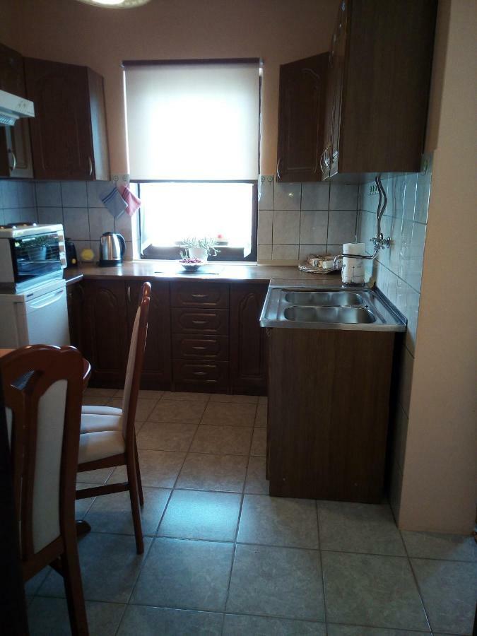 Studio Apartment Ivona & Tin 슬루니 외부 사진
